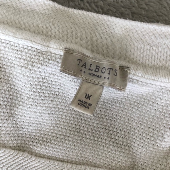 Simple White Sweater - Picture 4 of 5